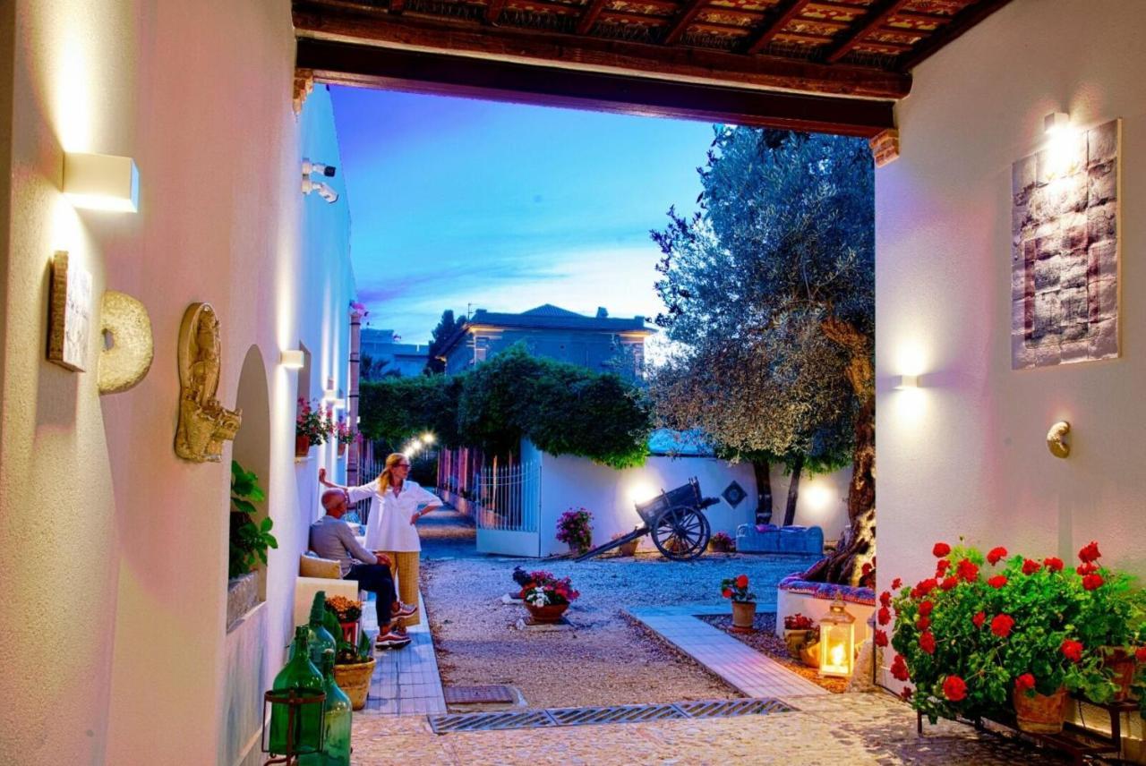 Villa Angelina - Charming Rooms & Apartments Trapani Eksteriør billede