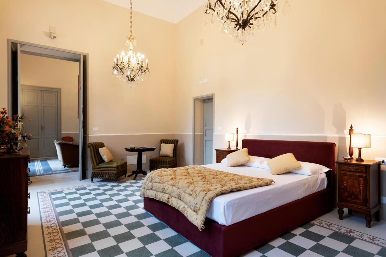Villa Angelina - Charming Rooms & Apartments Trapani Eksteriør billede