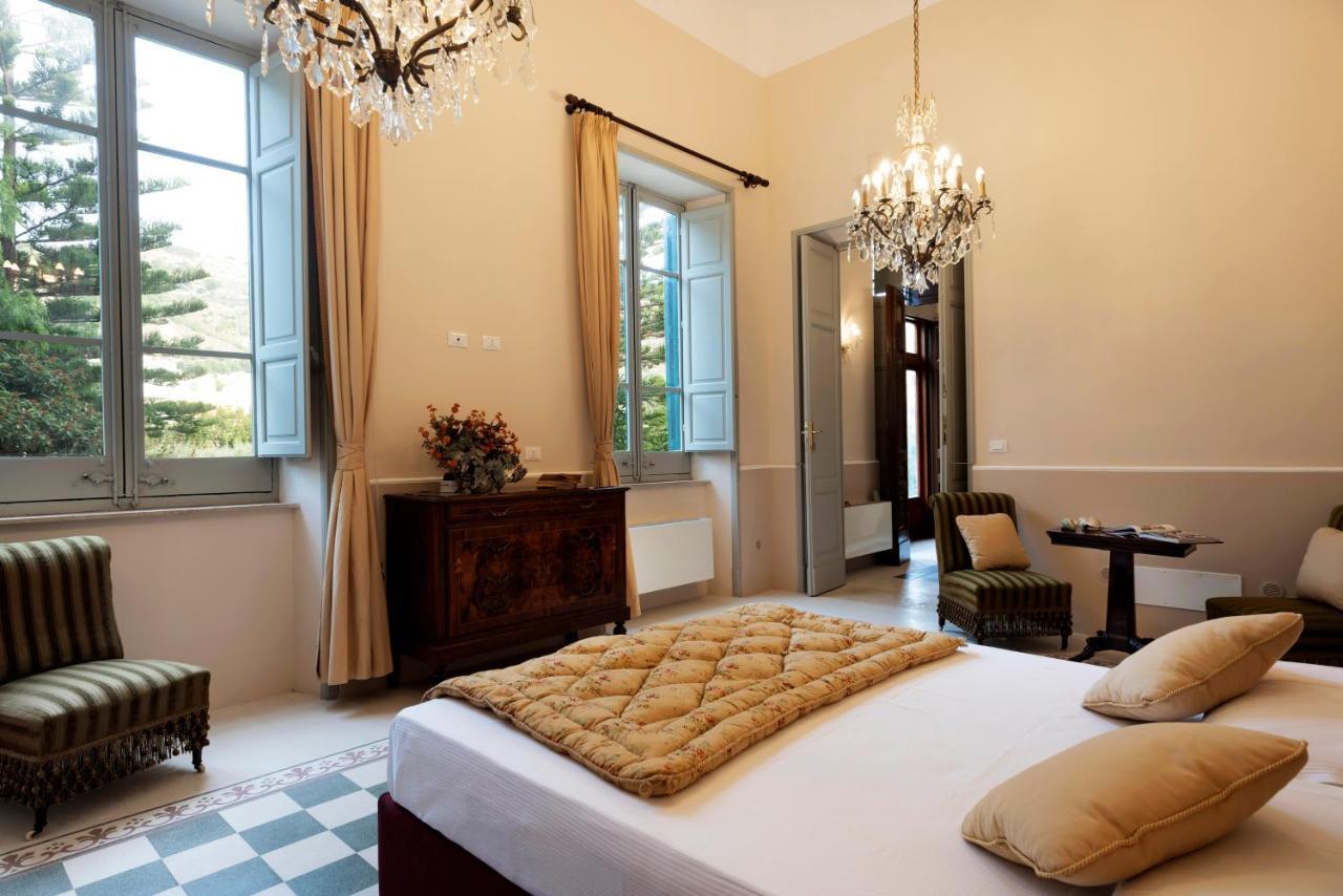Villa Angelina - Charming Rooms & Apartments Trapani Eksteriør billede